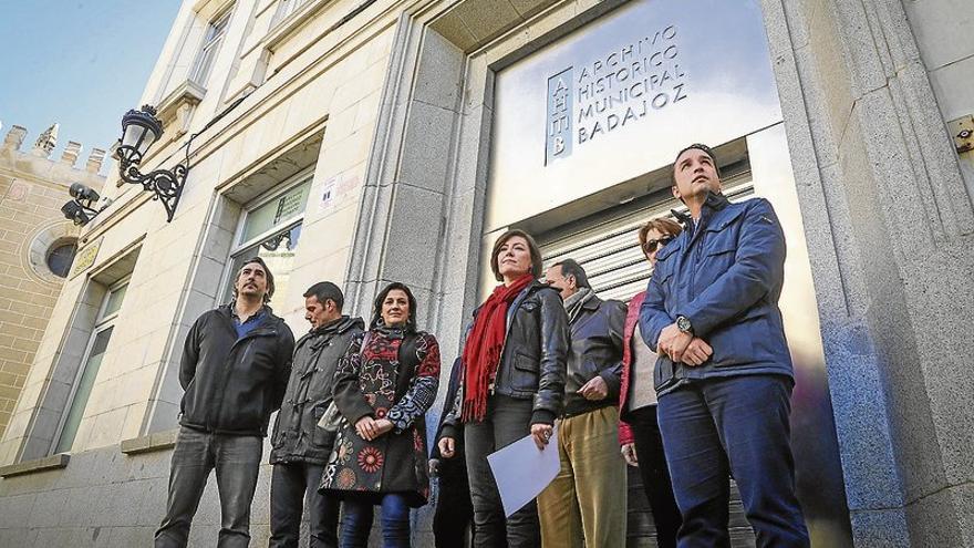 El juez obliga a readmitir a dos becarias como trabajadoras del archivo municipal de Badajoz