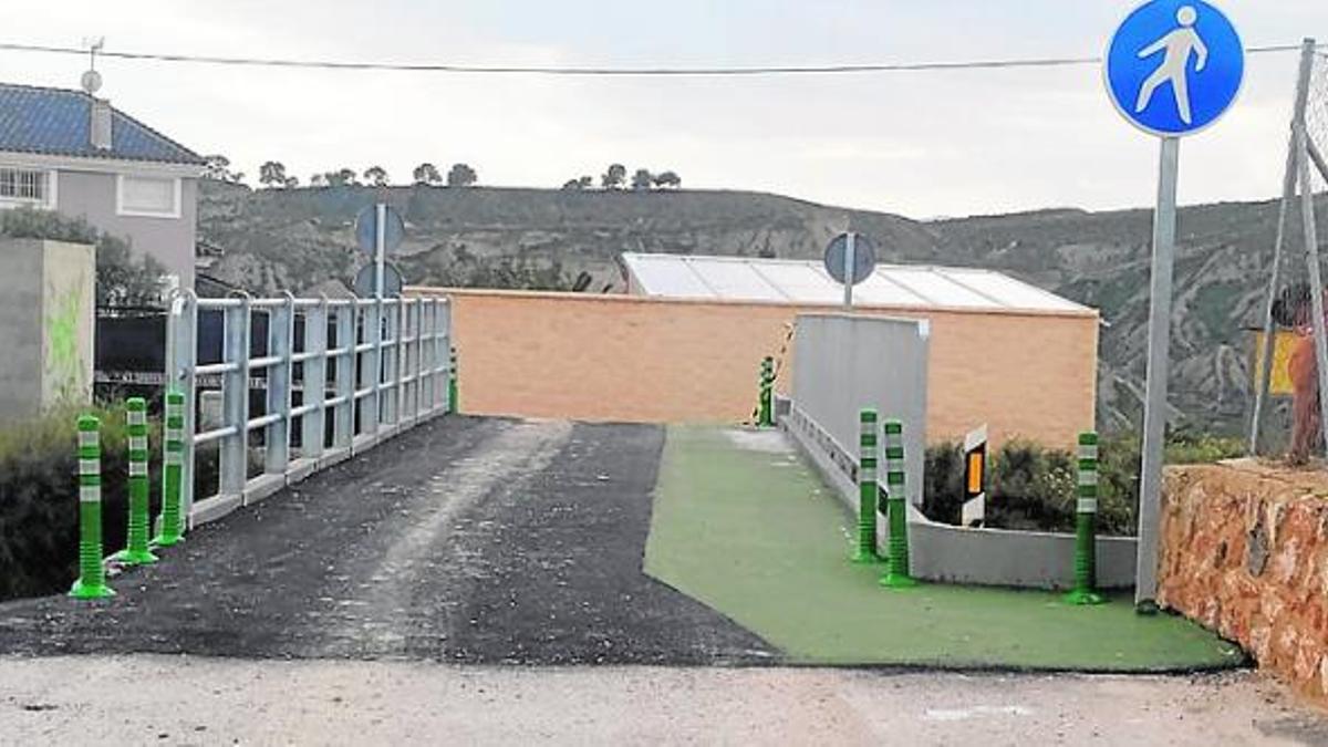 Campos del Río inicia las obras de reparación del Puente de los Rodeos