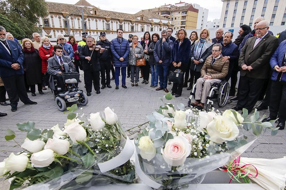 Homenaje a las policías asesinadas en 1996