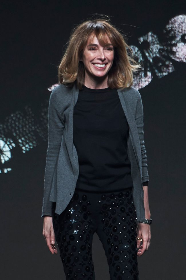 La diseñadora Teresa Helbig tras su desfile otoño-invierno 2017-2018
