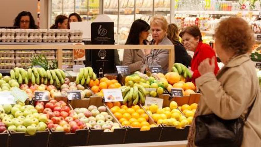 La desigualtat en el consum de les llars ha disminuït.