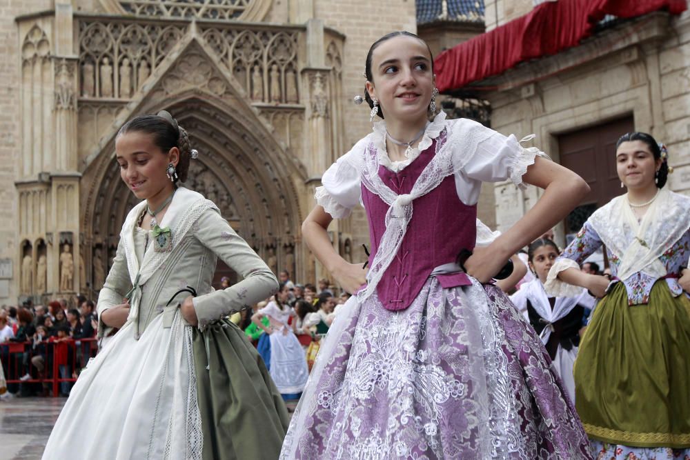 Dansà infantil a la Virgen