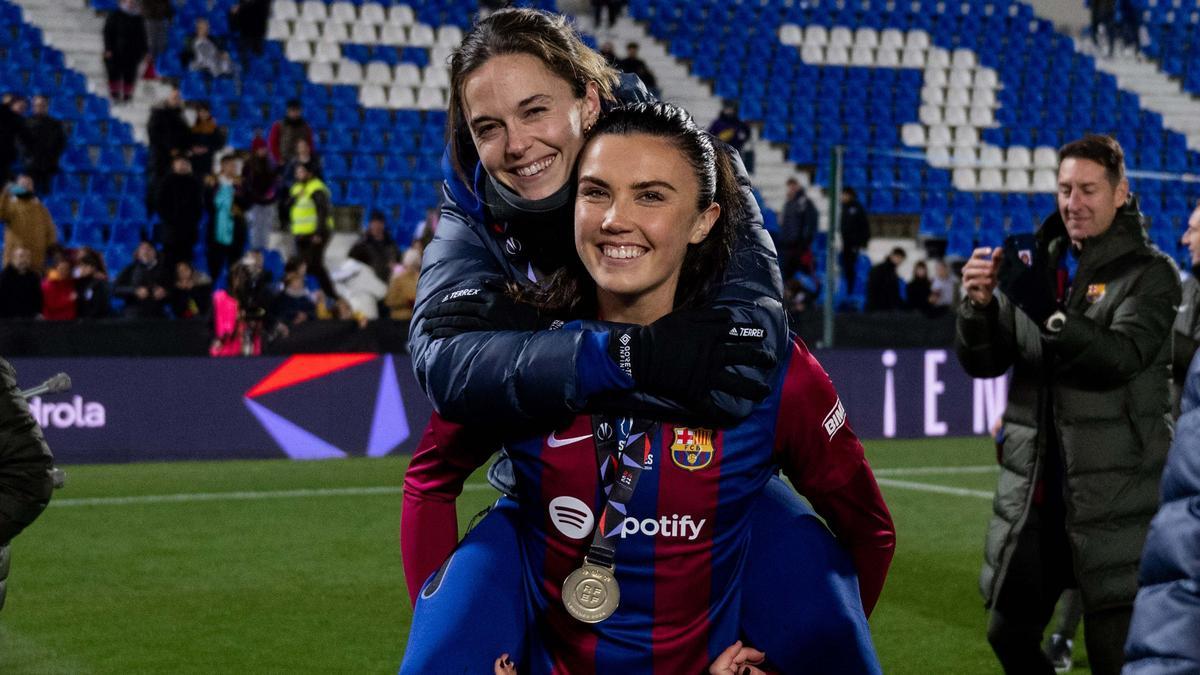 Ingrid Engen y Mapi León en la celebración de la Supercopa