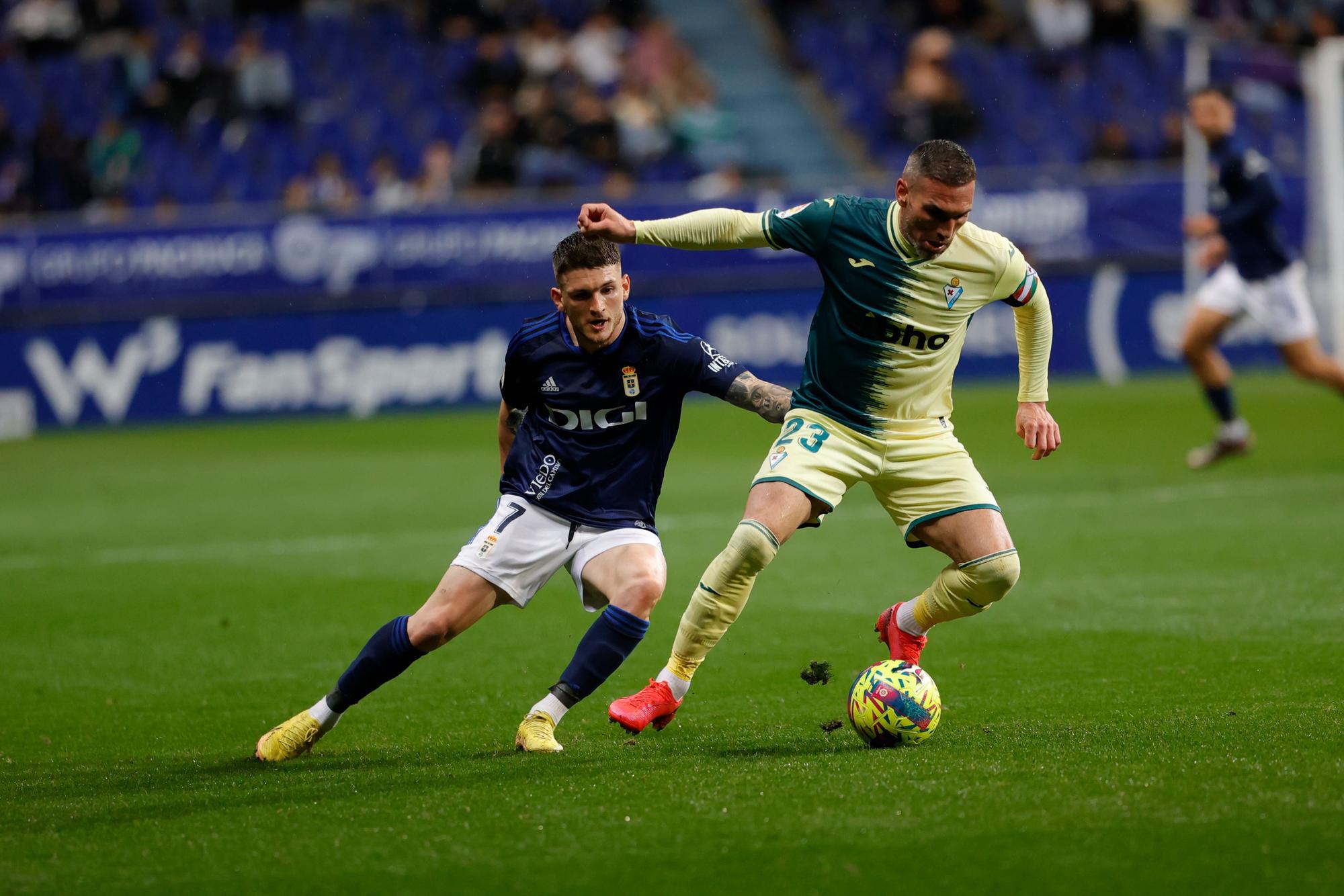 Así fue el encuentro entre el Real Oviedo y el Eibar