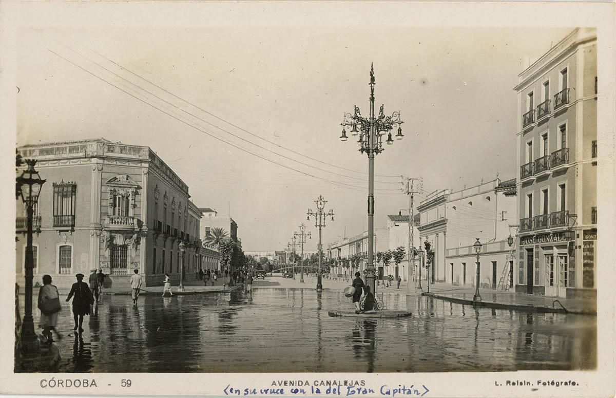Ronda de los Tejares fotografía a finales de la década de 1920