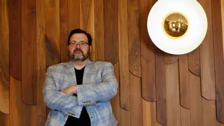 Brandon Sanderson: "La fantasía no trata del pasado, trata del presente"