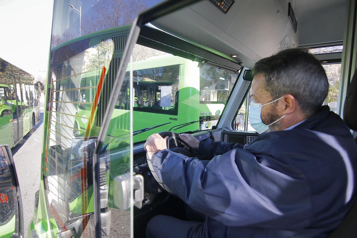 Los nuevos microbuses a gas de Aucorsa para el casco histórico y Alcolea