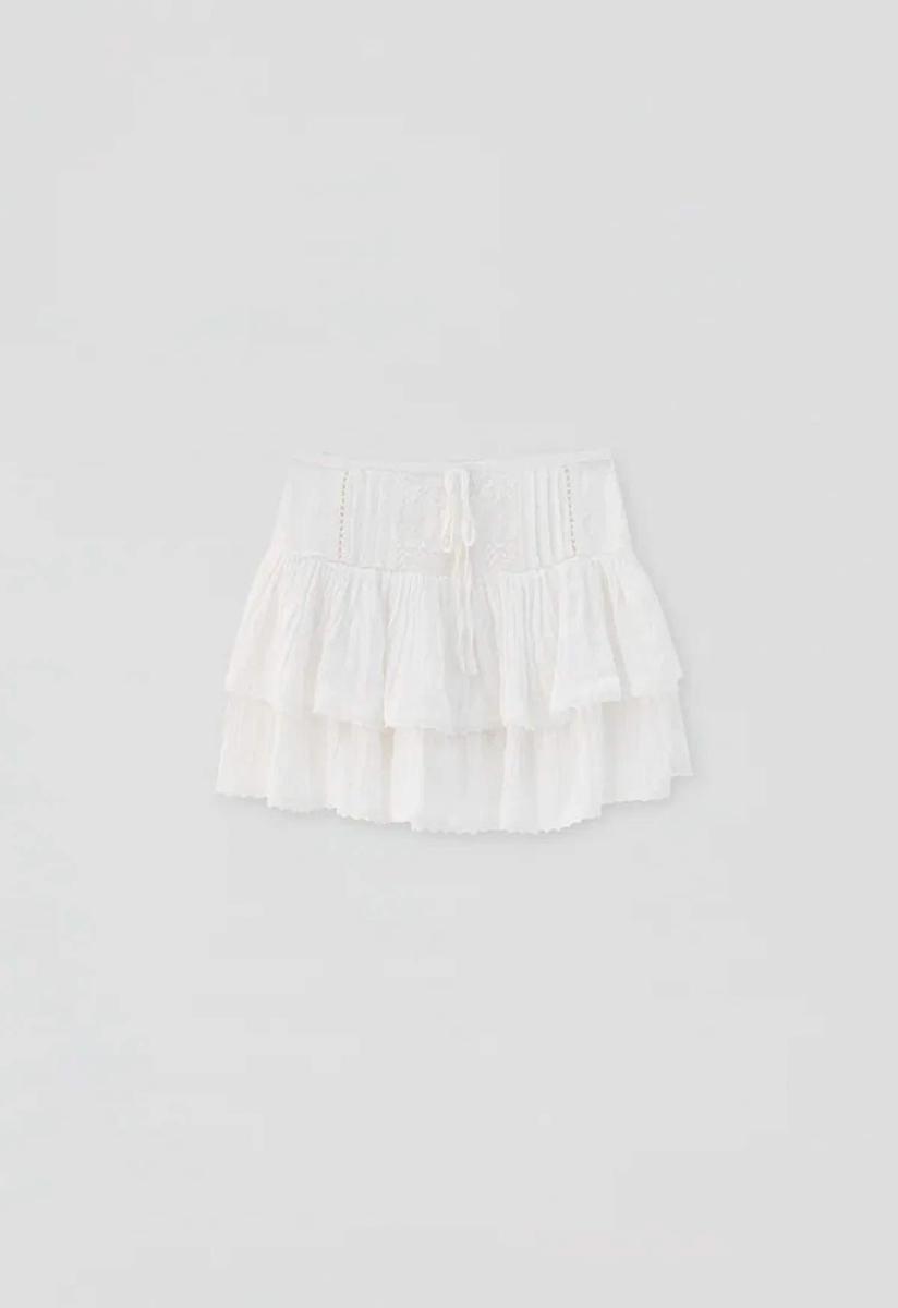 Falda blanca estilo ibicenca