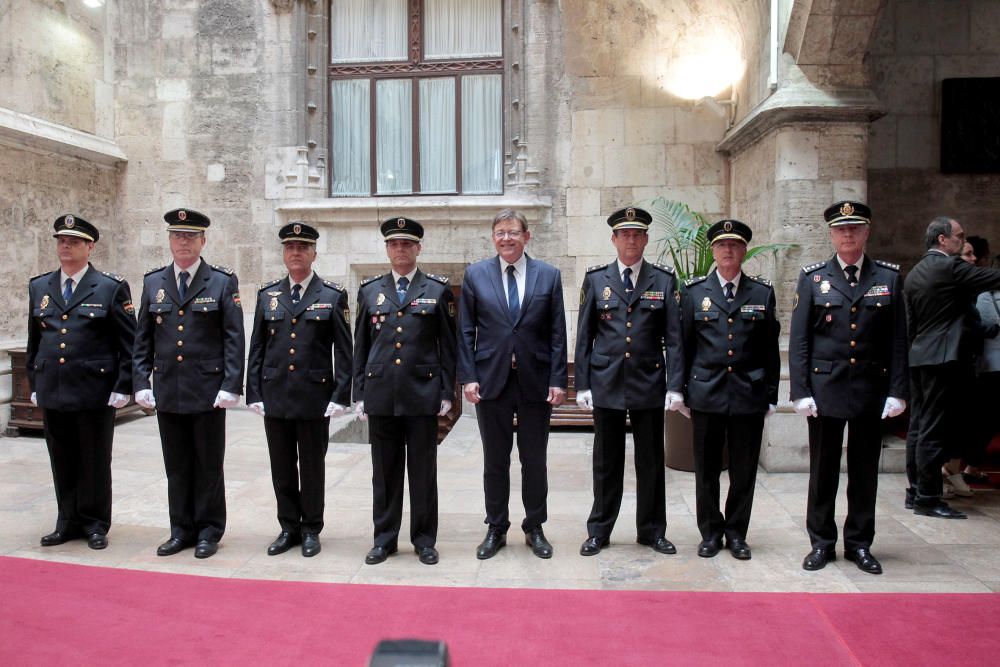 Recepción en la Generalitat tras la toma de posesión de Ximo Puig