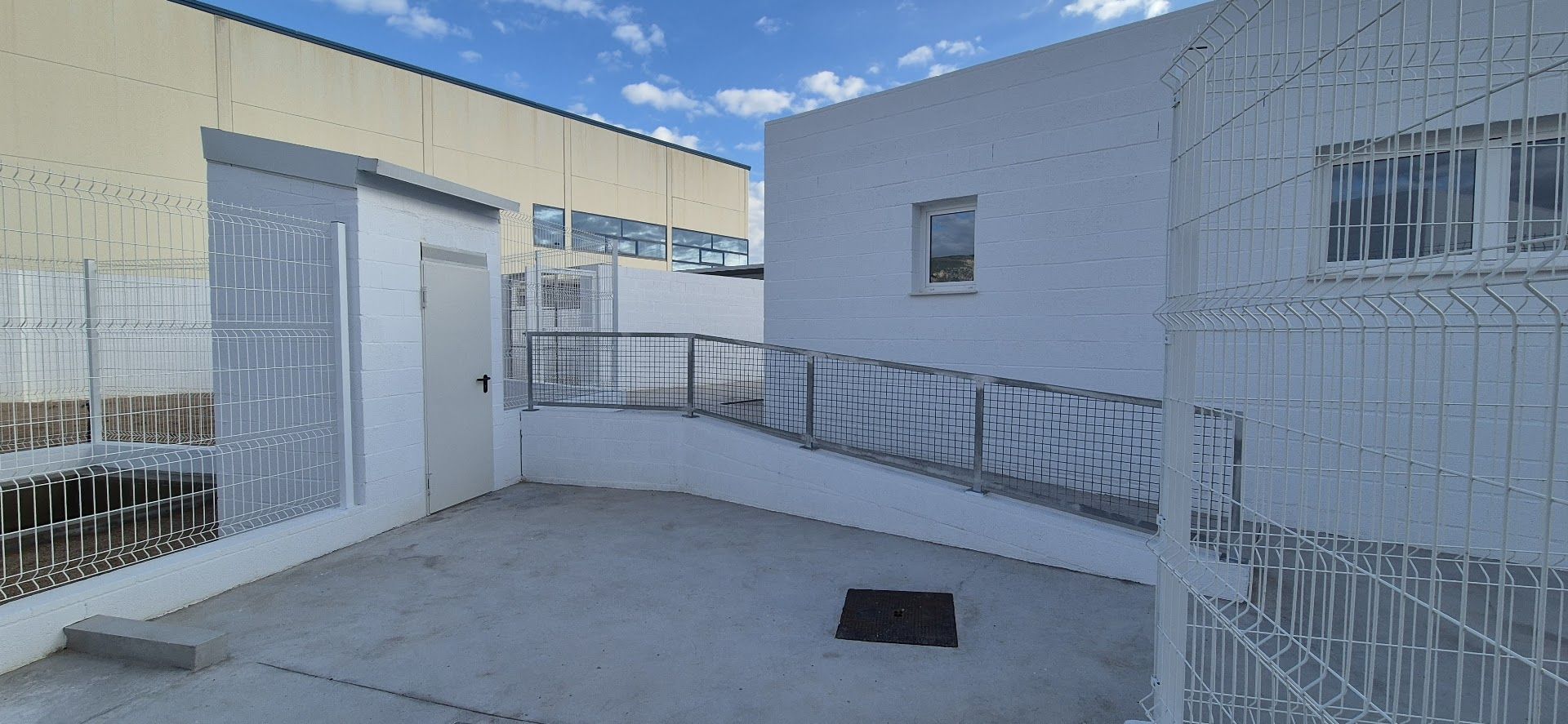 Inauguración del Centro de Acogida de Animales de la Safor en Tavernes de la Valldigna