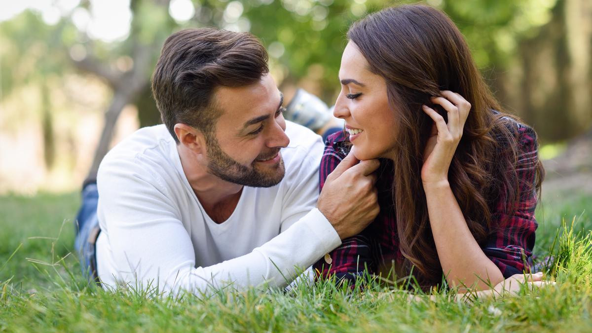 Pareja en primavera