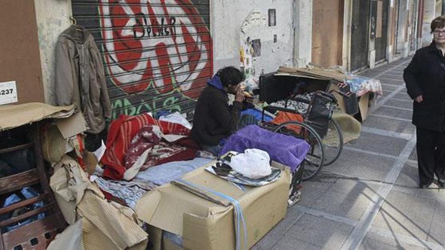 Unas 130 personas viven en la calle a diario en Málaga.