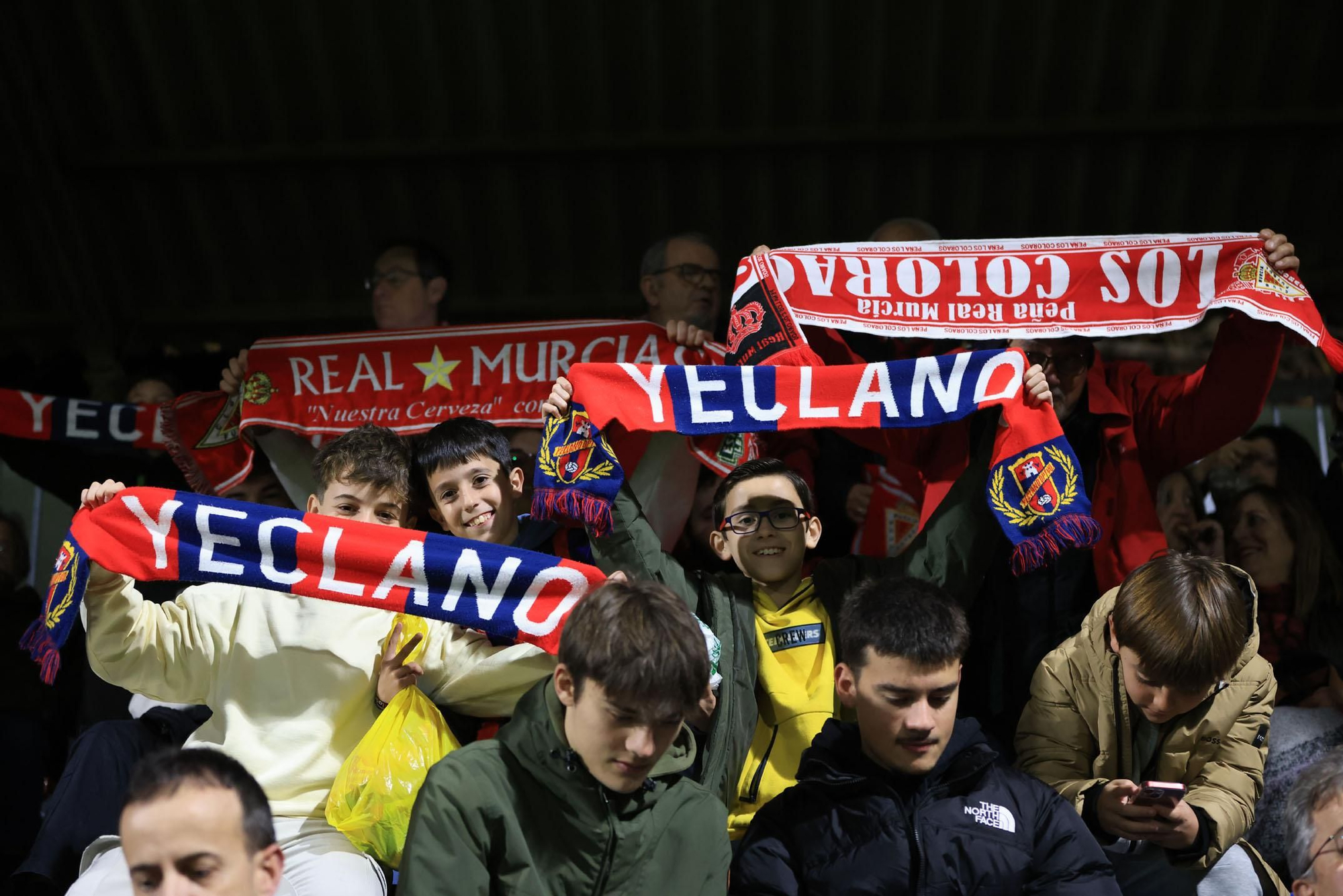 El derbi regional entre el Yeclano Deportivo y el Real Murcia, en imágenes