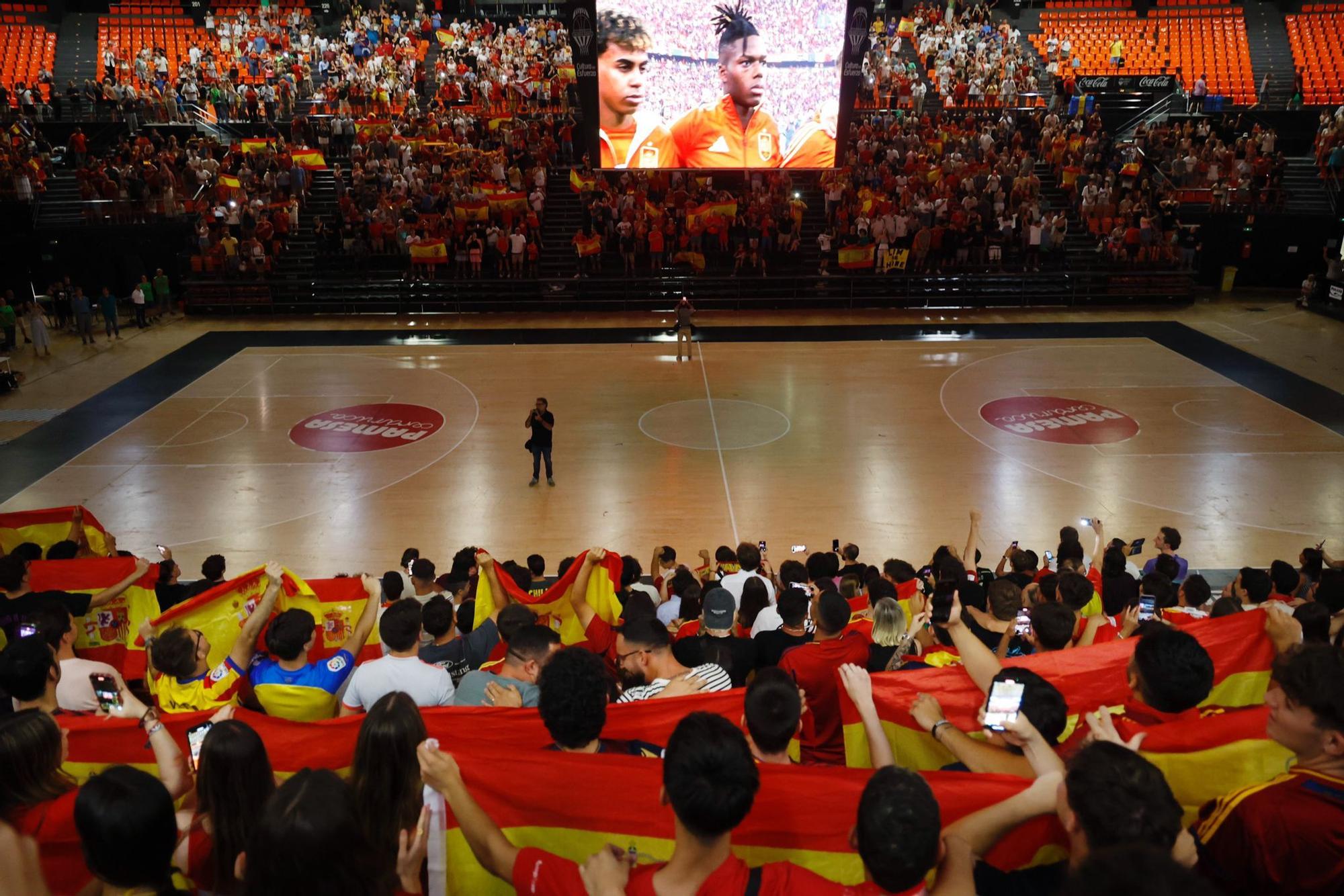 La Fonteta acoge con pantallas gigantes la semifinal de España en la Eurocopa