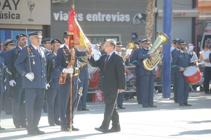 Exhibición de saltos y jura de bandera en Alcantar