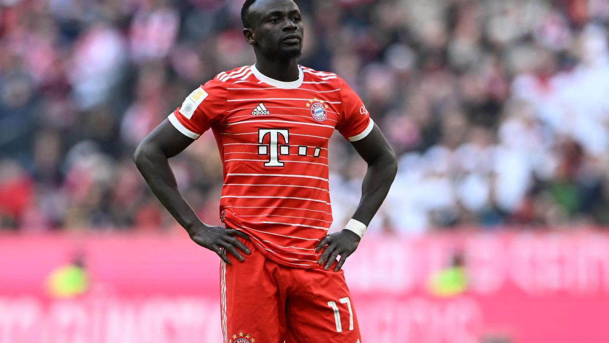 Sadio Mané: Llegó como sustituto de Lewandowski pese a no ser un '9' como tal y su primera temporada ha sido muy mala. Su conflicto con Sané no ha ayudado en nada. El Bayern podría abrirle la puerta de salida