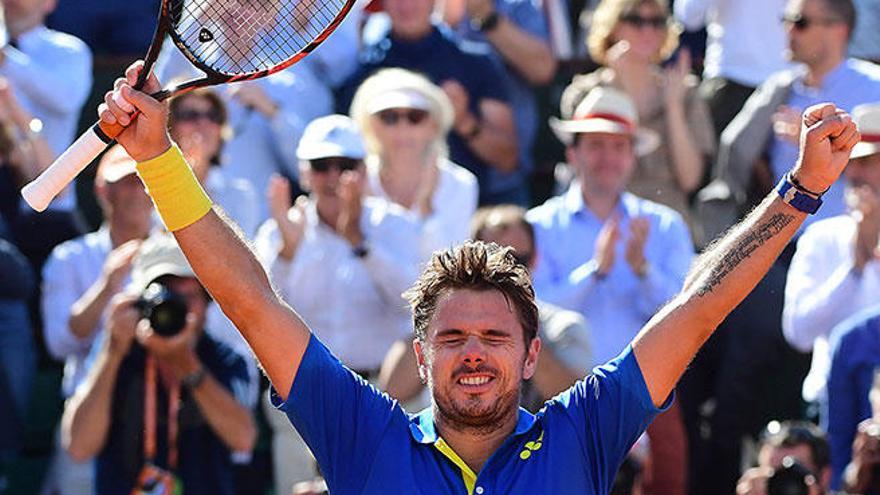 Wawrinka bate a Murray en un duelo épico y se apunta a su cuarta gran final