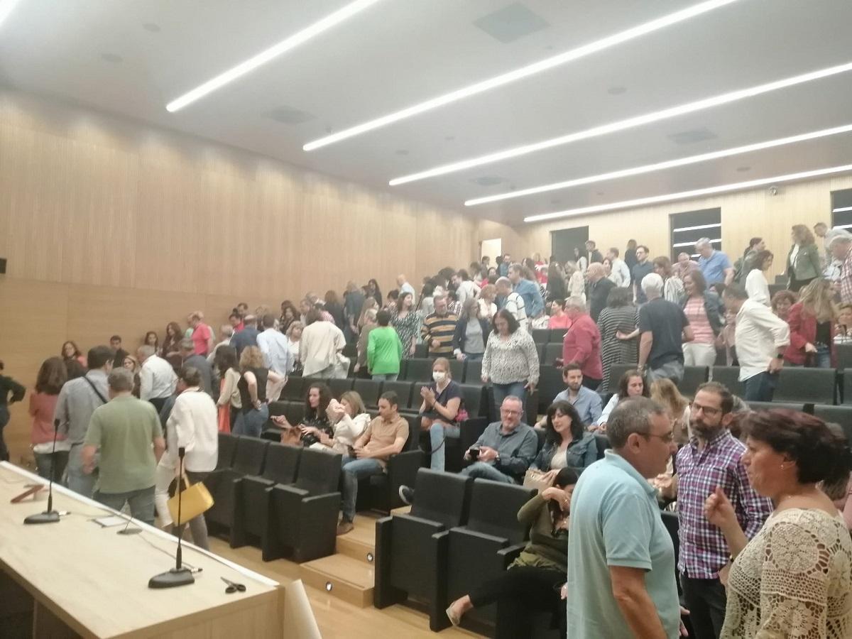 Asistentes a la asamblea de funcionarios de Justicia celebrada este viernes en Córdoba.