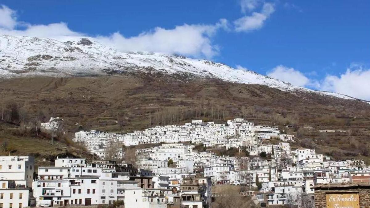 Trevélez, el pueblo de Granada que se ha convertido en el más alto de todpo Andalucía