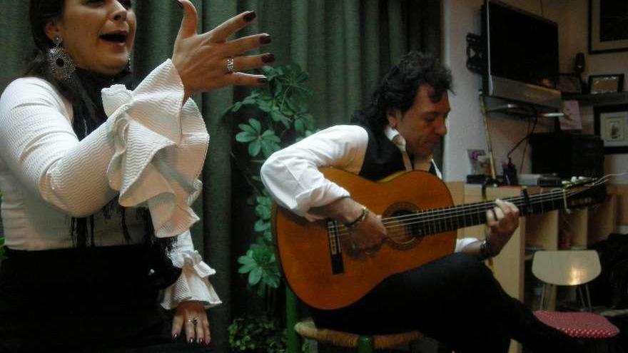 Manuela Cordero y Antonio Carrión en una actuación en Zamora.