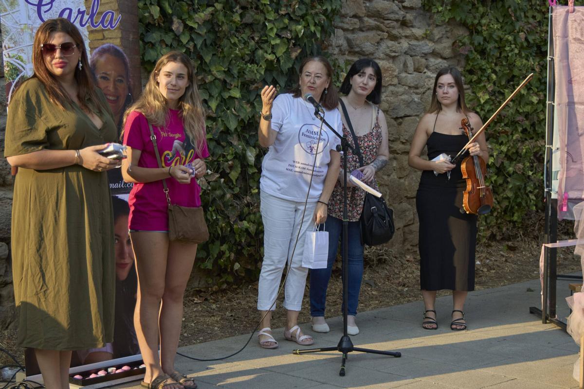 Les imatges de l'homenatge a la Carla Fernández Gutiérrez en el tercer aniversari del seu feminicidi