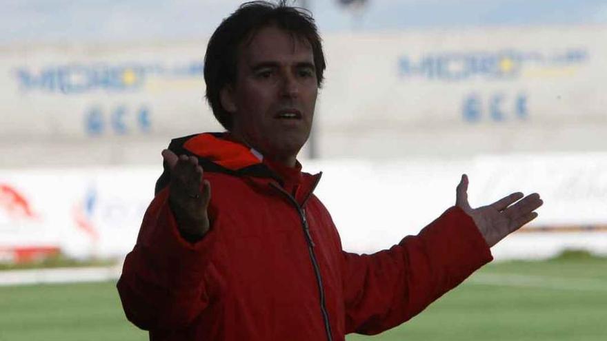 Carlos Tornadijo, entrenador del Villaralbo.