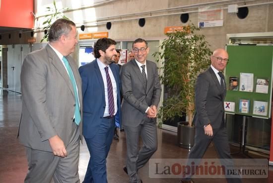 Investidura de José Luján como rector de la UMU