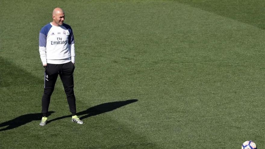 Zidane: &quot;El Barça no es más peligroso ahora, es el mismo equipo&quot;