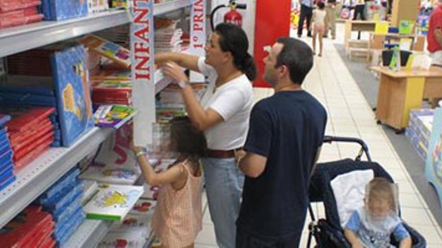 El sector del libro de Extremadura rechaza el sistema de préstamo de los libros de texto
