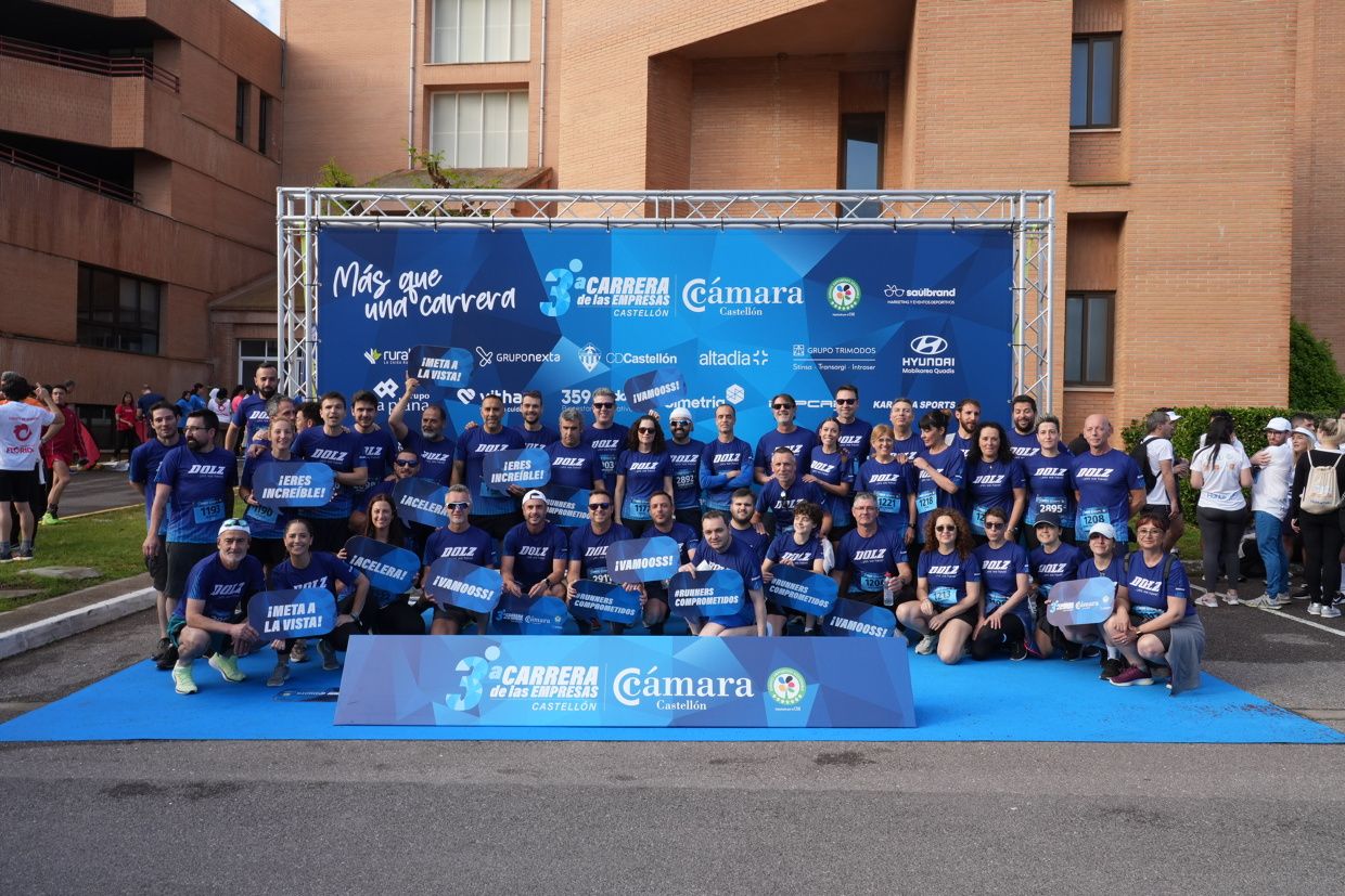Búscate en las fotos de la Carrera de las Empresas en Castellón