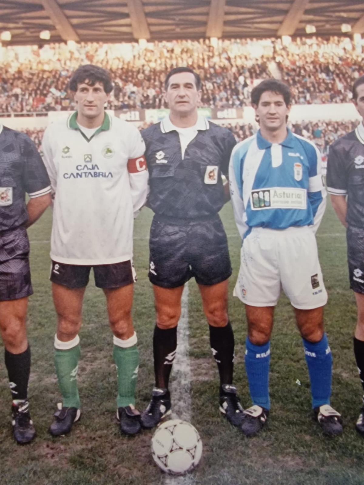 Abans d'un Racing-Oviedo, amb Quique Setién i Berto.