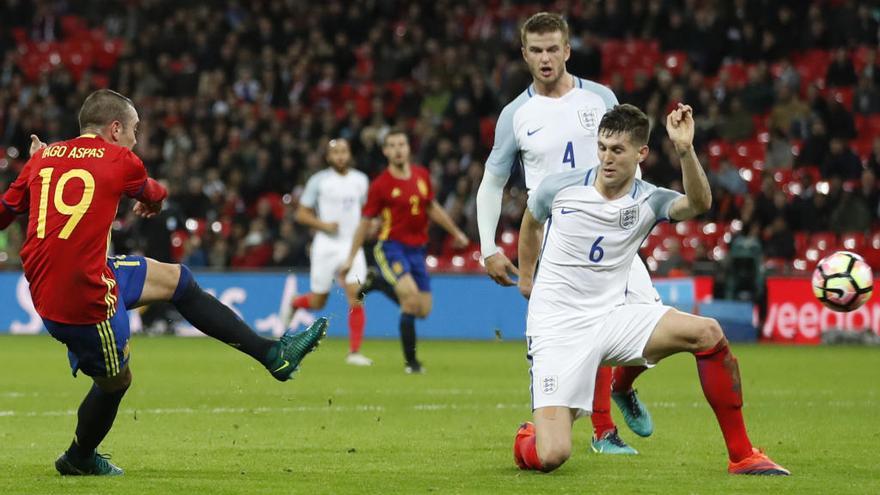 Aspas, durante el partido de anoche en Wembley. // Reuters