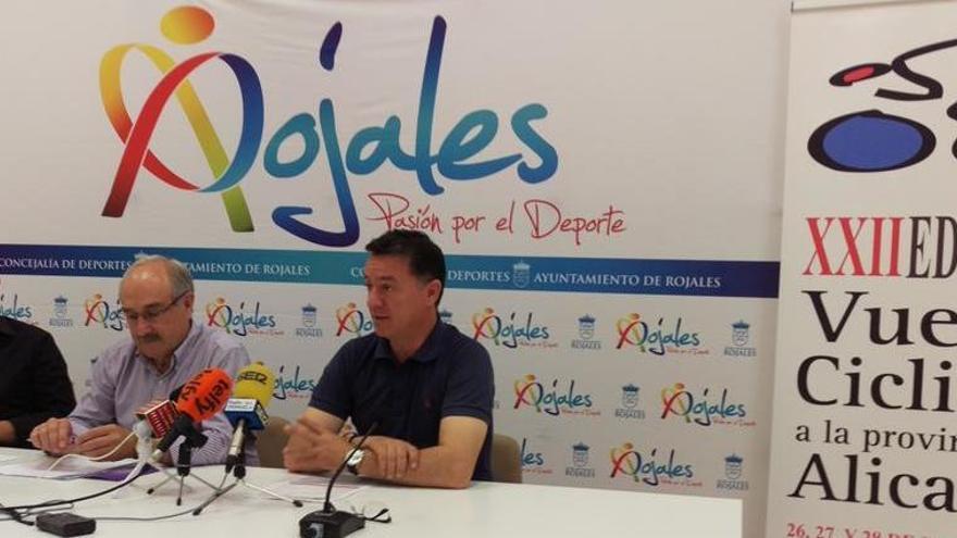 Presentación de la etapa de la Vuelta a la Provincia de Alicante que parte de Rojales y termina en Ibi