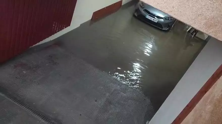 El temporal de lluvia provoca inundaciones en varios puntos de la Región