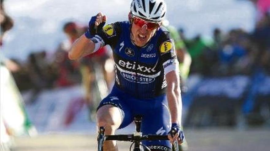 Dan Martin gironitza més la Volta imposant-se al cim de La Molina