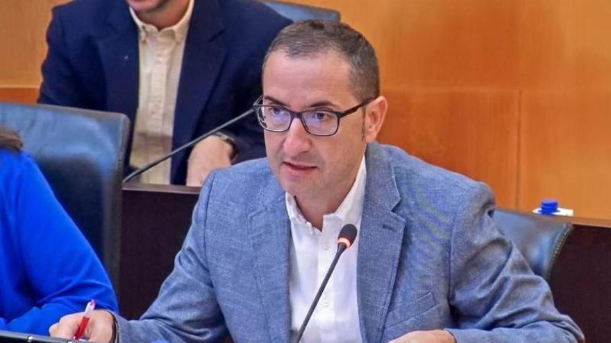 El PSOE pide trasladar a los centros escolares de Benidorm el premio El Gos i la Tortuga tras su baja participación