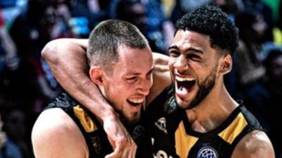 Smith y Wiltjer.