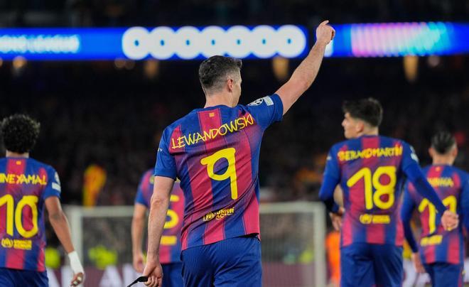 Lewandowski-Rashford: Decisión inmediata y futuro en riesgo en el Barça