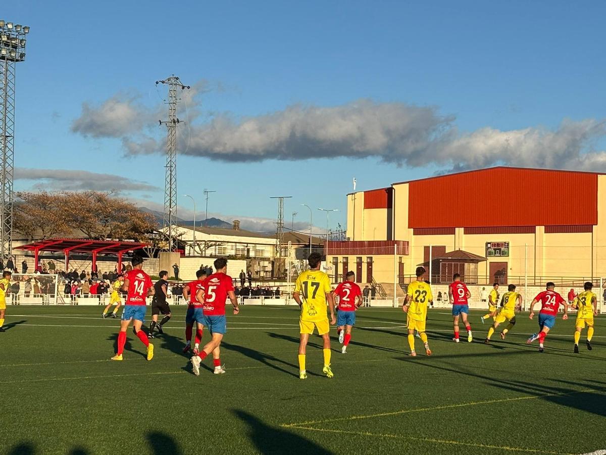 Partido entre el Jaraíz y el Diocesano.
