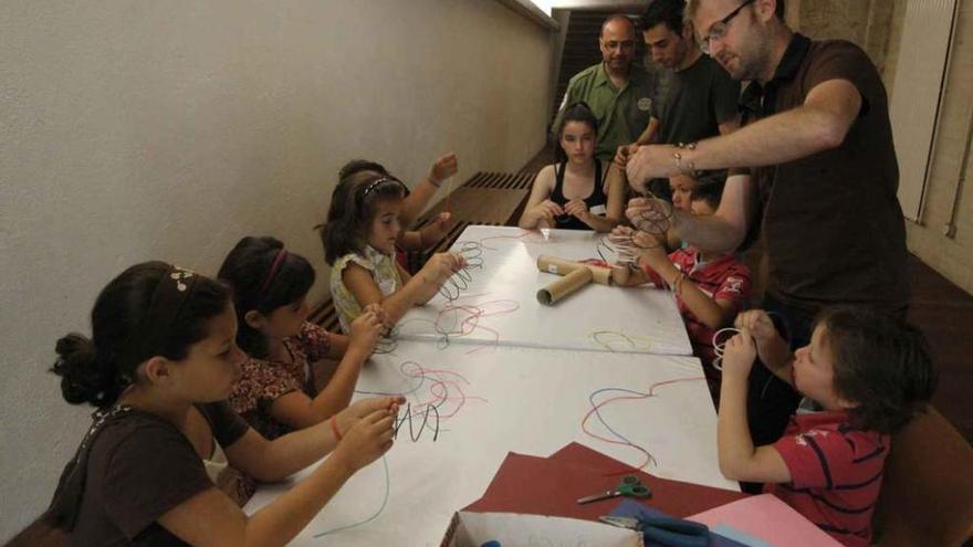 Niños y niñas, en una actividad en el Museo de Zamora.