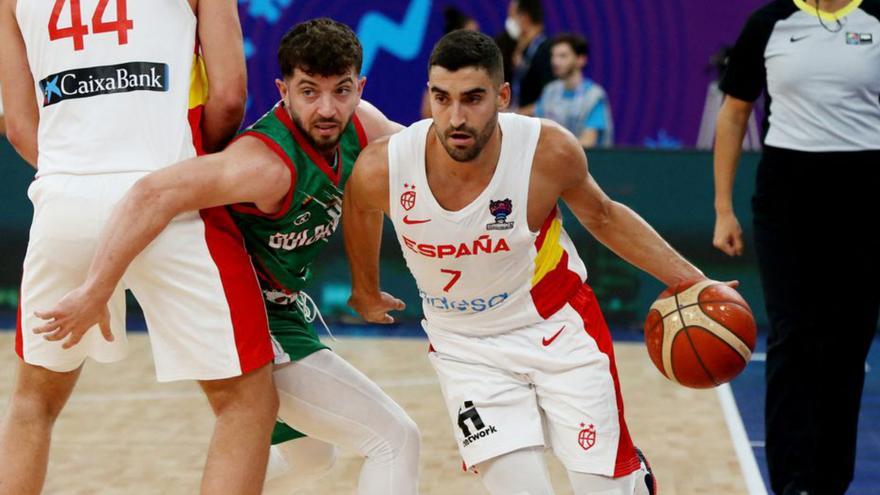 Espanya inaugura l’Eurobasket amb una victòria aclaparadora