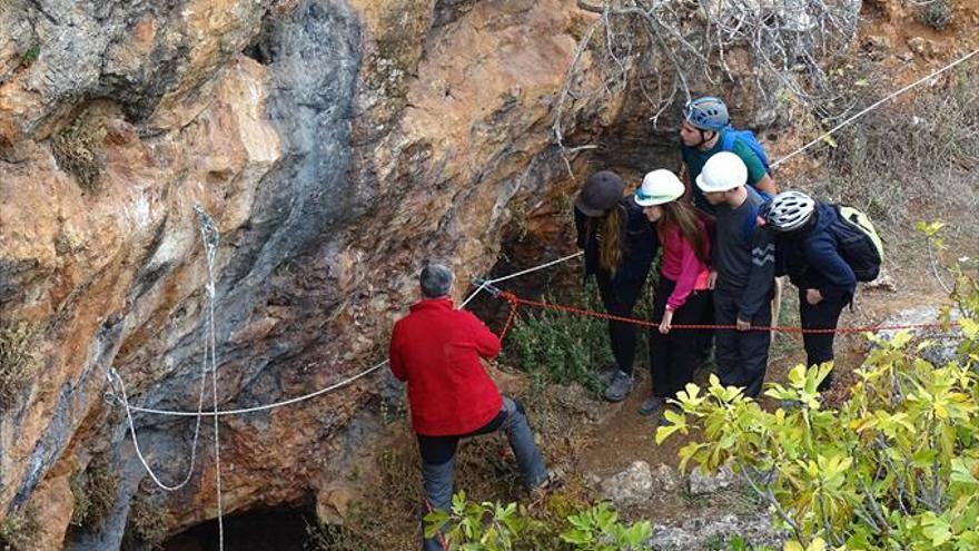 Cueva de los Mármoles