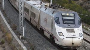 Pimec recolza portar la mercaderia amb tren per dins de Tarragona