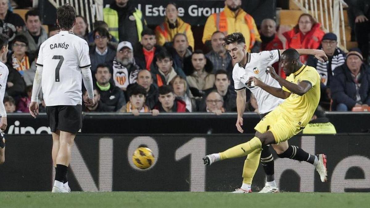 Eric Bailly, en su primer partido con el Villarreal.