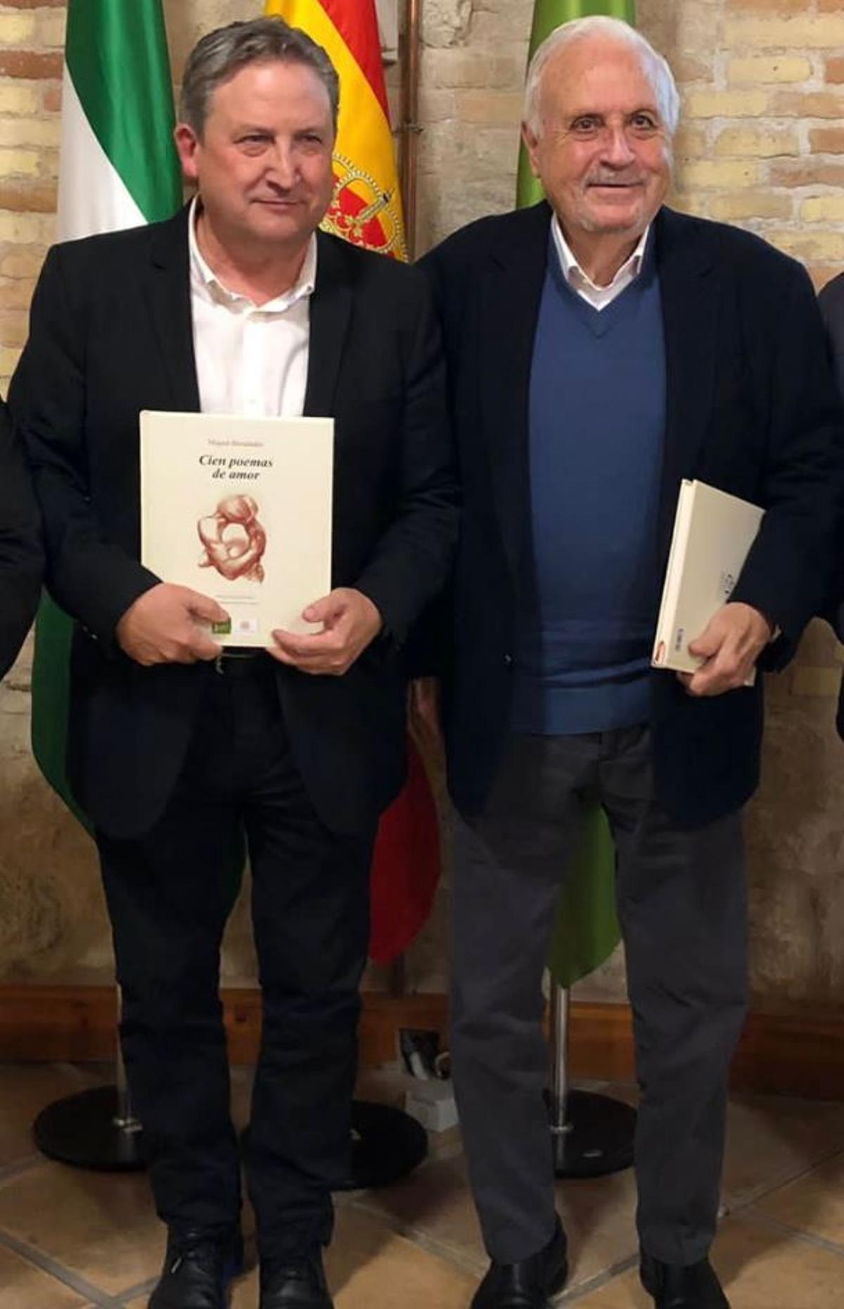 José Luis Ferris y José Azorín, en la presentación del libro en Jaén.