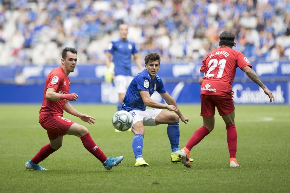 El partido del Oviedo ante el Numancia, en imágenes.