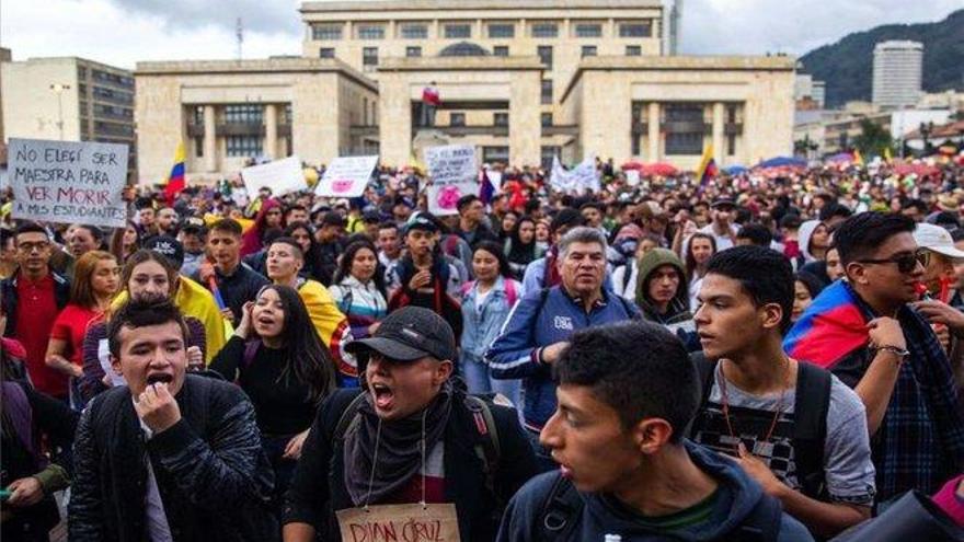 El Gobierno de Maduro critica la deportación de 59 venezolanos de Colombia