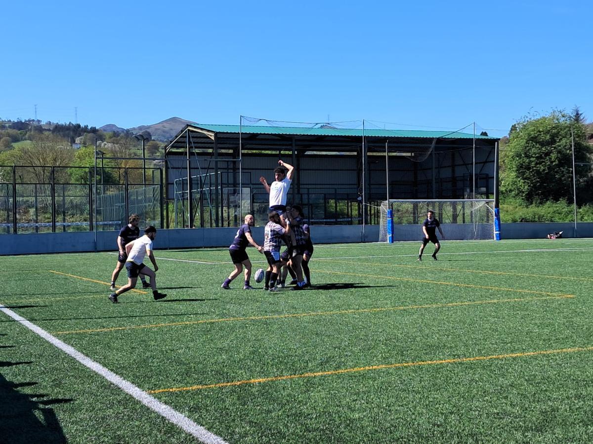 En imágenes: Viernes de rugby en Grado