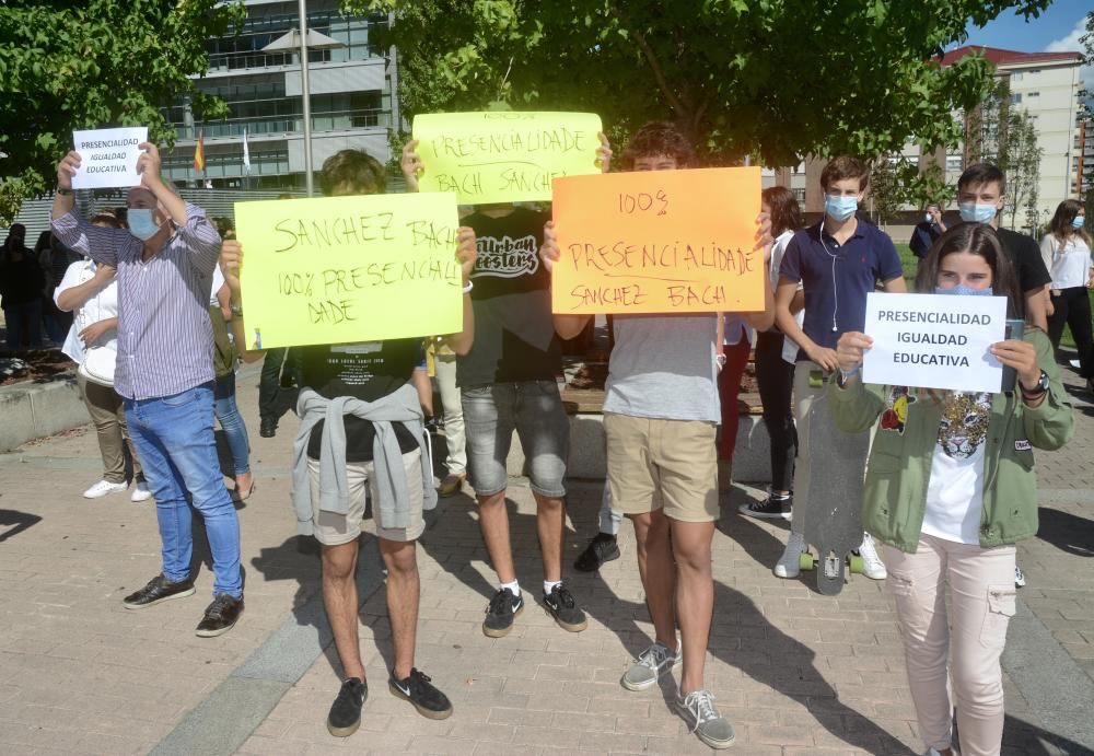 Participaron estudiantes, profesores y padres y madres. / Rafa Vázquez