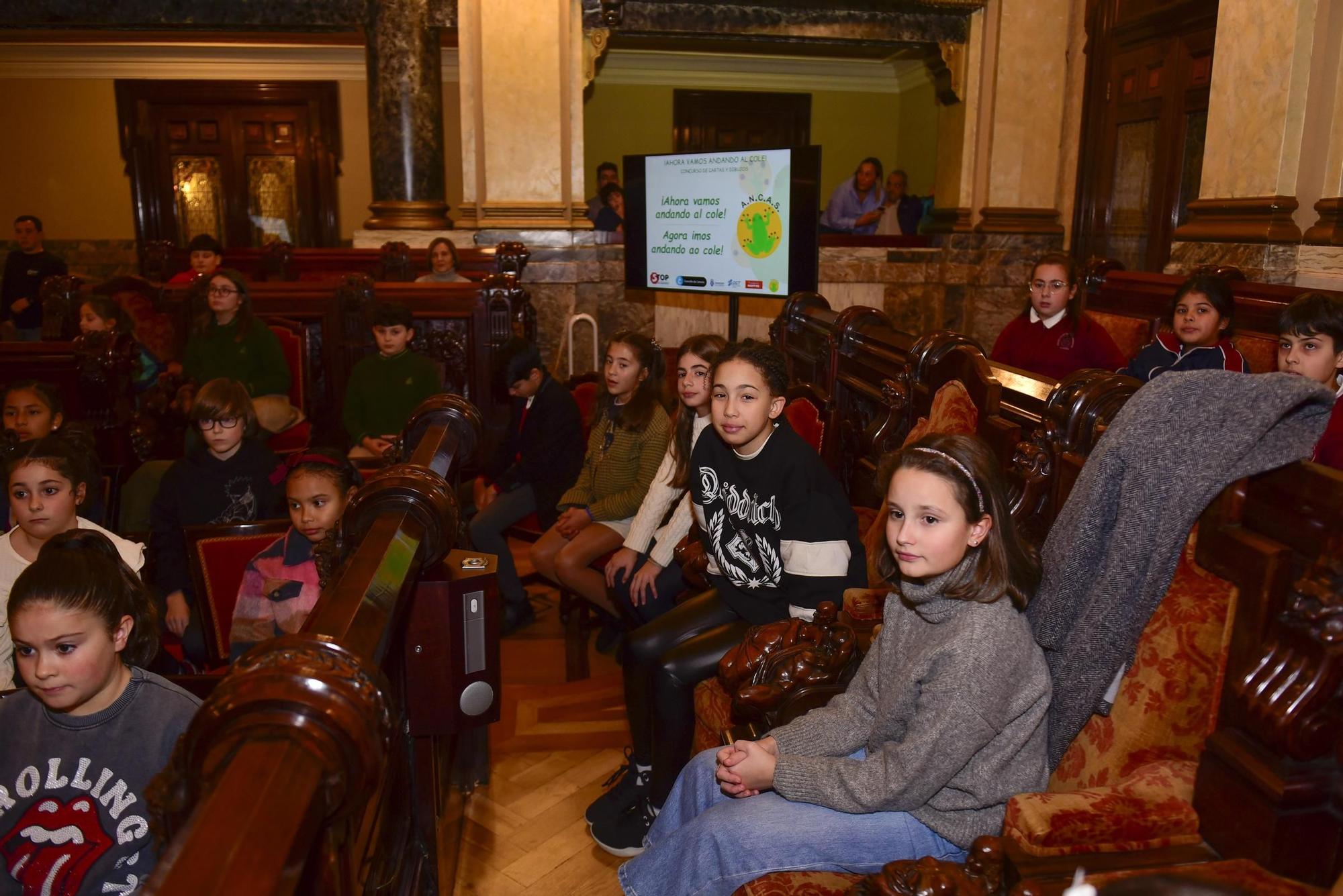 Alumnado coruñés de 14 centros educativos, premiado por su trabajo a favor de la seguridad vial